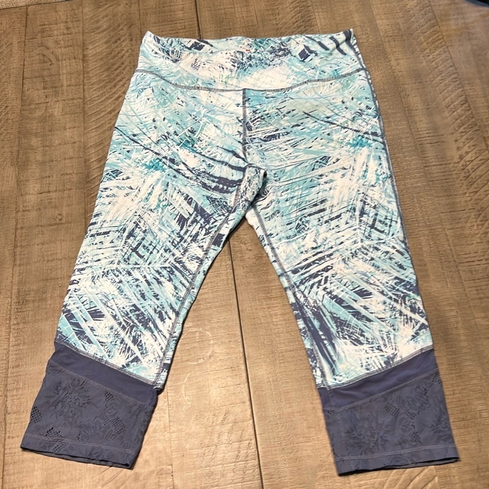 3/$25 NWOT Women’s Fila capri leggings